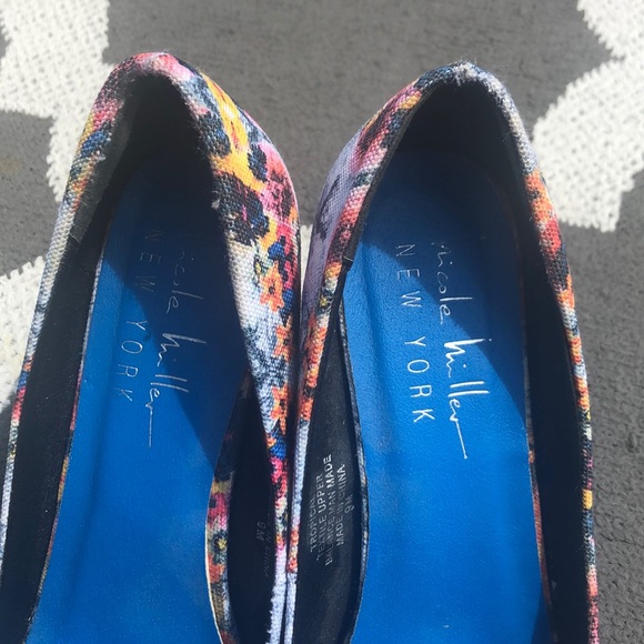 Nicole Miller Floral Tropical Pumps - Picture 2 of 5